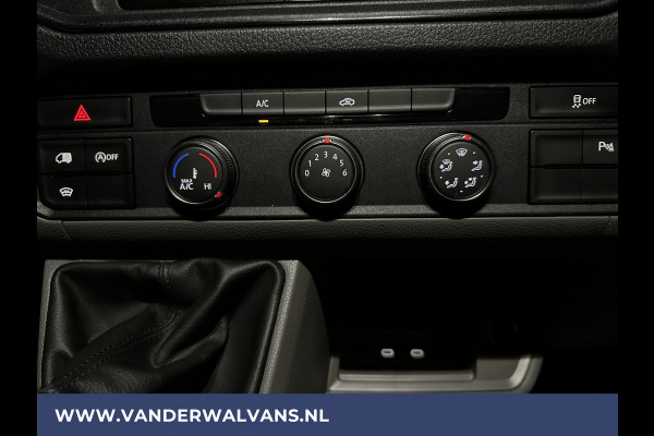 Volkswagen Crafter 2.0 TDI L3H3 L2H2 Euro6 Airco | Imperiaal | Cruisecontrol | Trekhaak Apple Carplay, Android Auto, Parkeersensoren, Sidebars, Bijrijdersbank, trap