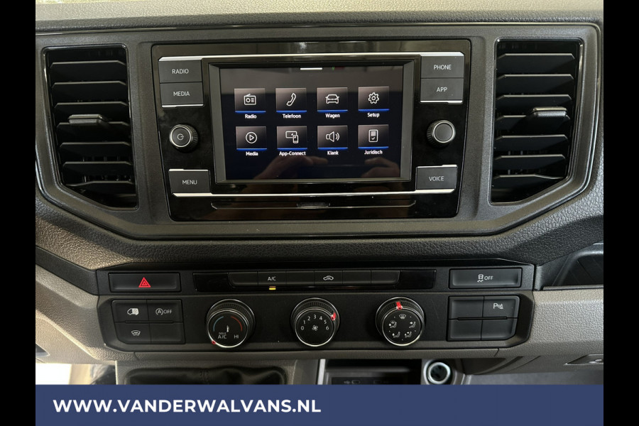 Volkswagen Crafter 2.0 TDI L3H3 L2H2 Euro6 Airco | Imperiaal | Cruisecontrol | Trekhaak Apple Carplay, Android Auto, Parkeersensoren, Sidebars, Bijrijdersbank, trap