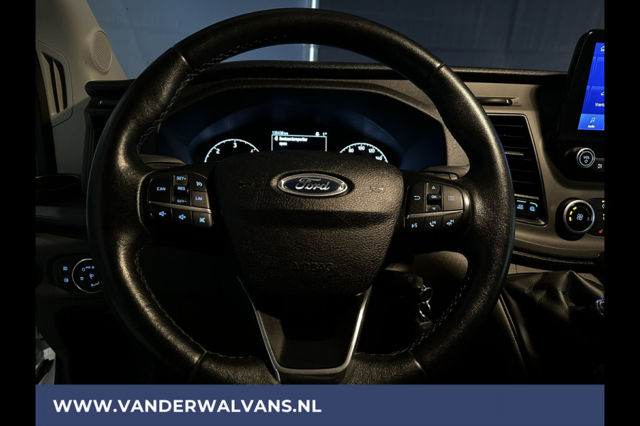 Ford Transit 2.0 TDCI 131pk L3H2 Euro6 Airco | Camera | Navigatie | Apple Carplay | Cruisecontrol Stoelverwarming, Verwarmde voorruit, Parkeersensoren, Bijrijdersbank, 2500kg trekvermogen