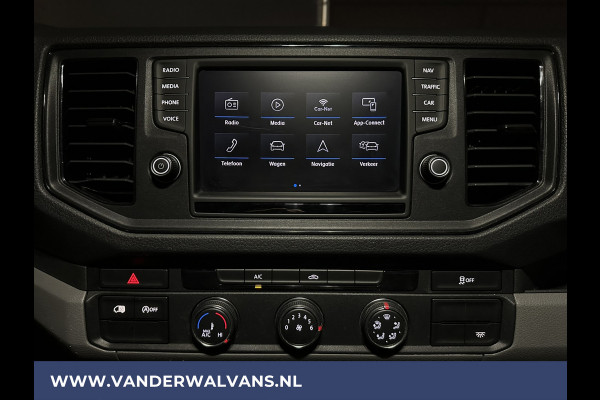Volkswagen Crafter 2.0 TDI 140 pk L3H3 L2H2 Euro6 Airco | Navigatie | Apple Carplay | Cruisecontrol Android Auto, Bijrijdersbank, 3000kg trekvermogen, zilver