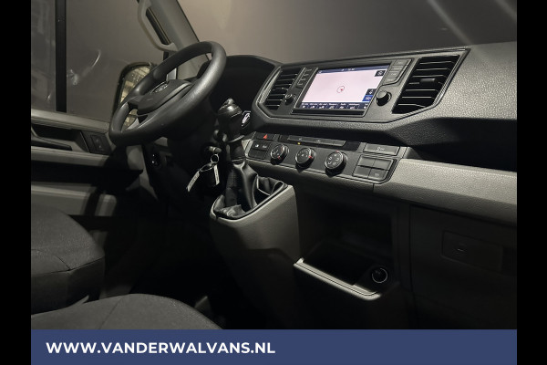 Volkswagen Crafter 2.0 TDI 140 pk L3H3 L2H2 Euro6 Airco | Navigatie | Apple Carplay | Cruisecontrol Android Auto, Bijrijdersbank, 3000kg trekvermogen, zilver