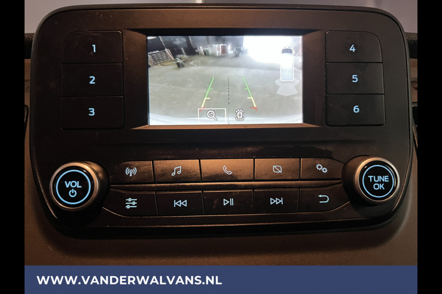 Ford Transit 2.0 TDCI 185pk L4H3 Euro6 Airco | Camera | LED | Cruisecontrol | Verwarmde voorruit Parkeersensoren, Bijrijdersbank, 2800kg trekvermogen