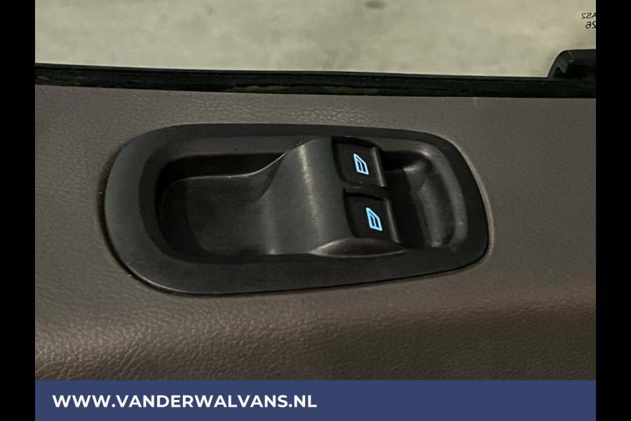 Ford Transit 2.0 TDCI 185pk L4H3 Euro6 Airco | Camera | LED | Cruisecontrol | Verwarmde voorruit Parkeersensoren, Bijrijdersbank, 2800kg trekvermogen