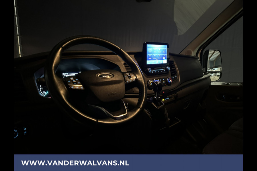 Ford Transit 2.0 TDCI 131pk L3H2 Euro6 ** Airco | Camera | Navigatie | Apple Carplay | Cruisecontrol Android Auto, Verwarmde voorruit, Stoelverwarming, Parkeersensoren, Bijrijdersbank
