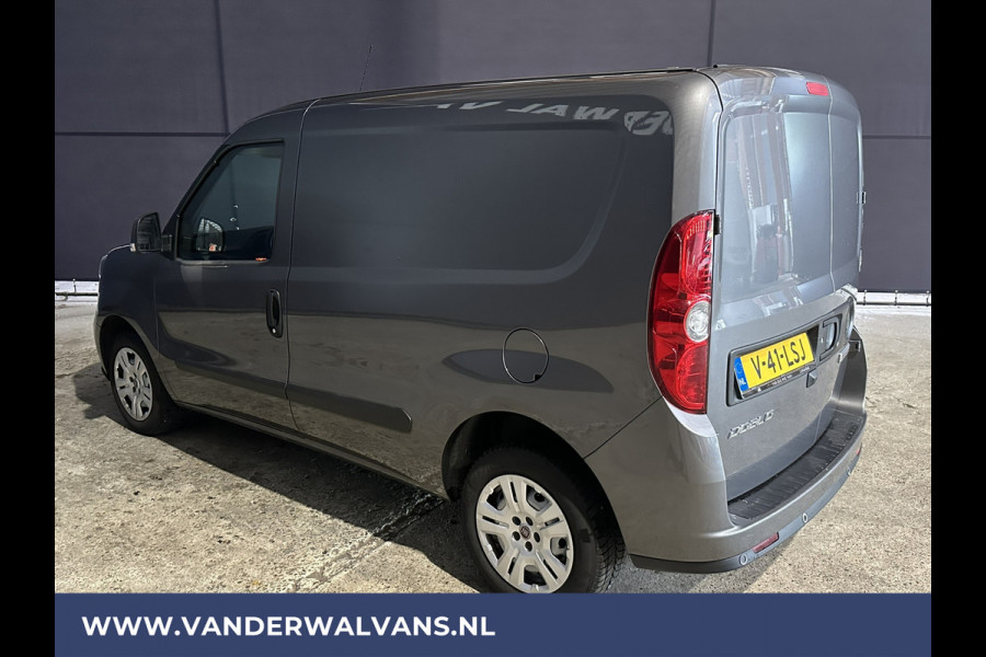 Fiat Dobló Cargo 1.3 MJ L1H1 Euro6 Airco | 3-Zits | Camera | Navigatie | Cruisecontrol | Parkeersensoren | Zijdeur, bijrijdersbank
