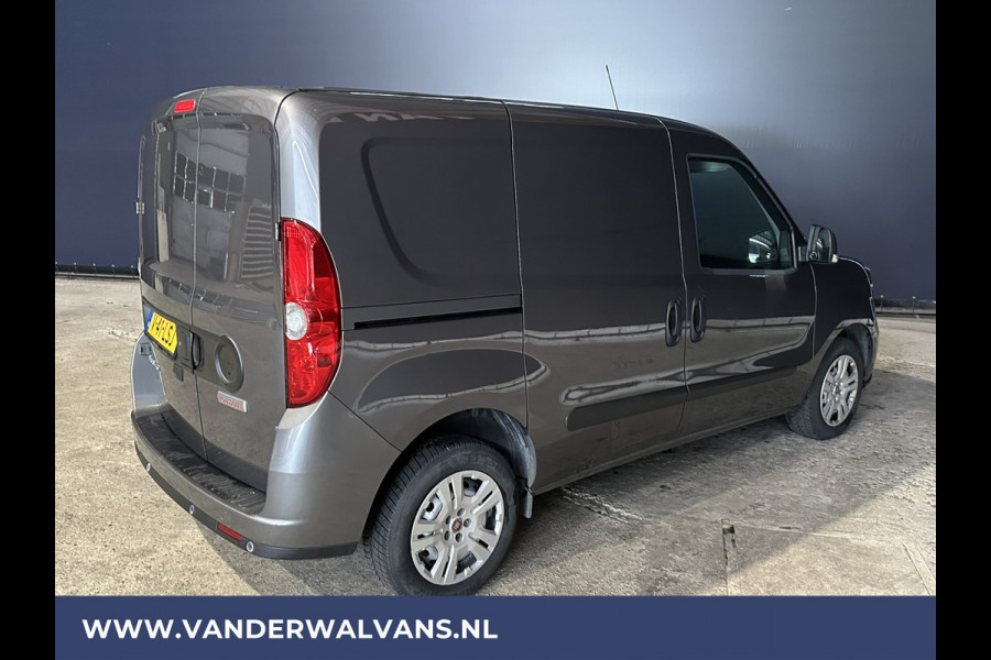 Fiat Dobló Cargo 1.3 MJ L1H1 Euro6 Airco | 3-Zits | Camera | Navigatie | Cruisecontrol | Parkeersensoren | Zijdeur, bijrijdersbank