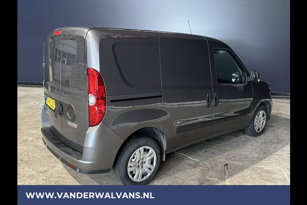 Fiat Dobló Cargo 1.3 MJ L1H1 Euro6 Airco | 3-Zits | Camera | Navigatie | Cruisecontrol | Parkeersensoren | Zijdeur, bijrijdersbank