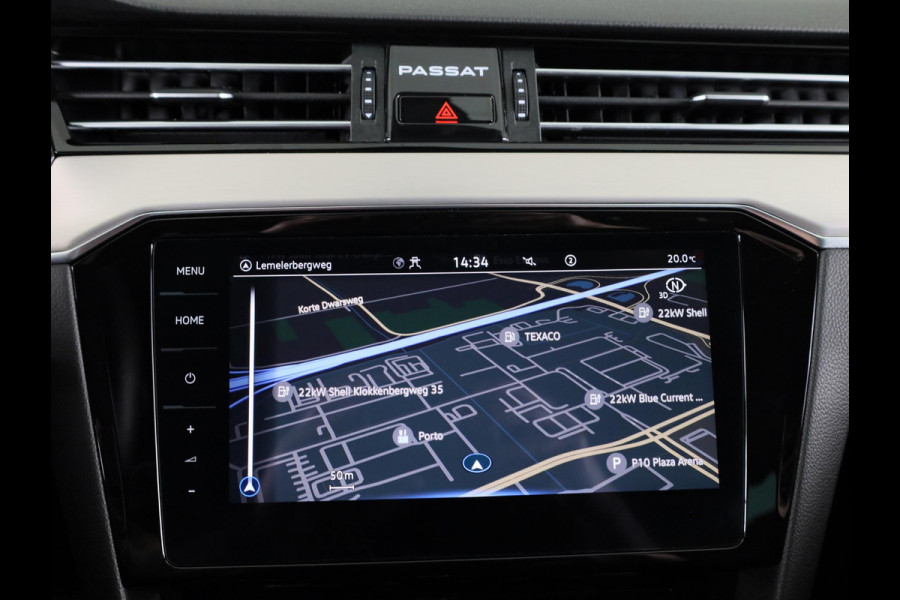 Volkswagen Passat Variant 1.5 TSI R-Line Business 150 pk Automaat (DSG) | Verlengde garantie | Navigatie | Parkeersensoren | Achteruitrijcamera | Stoelverwarming | Matrix LED koplampen |