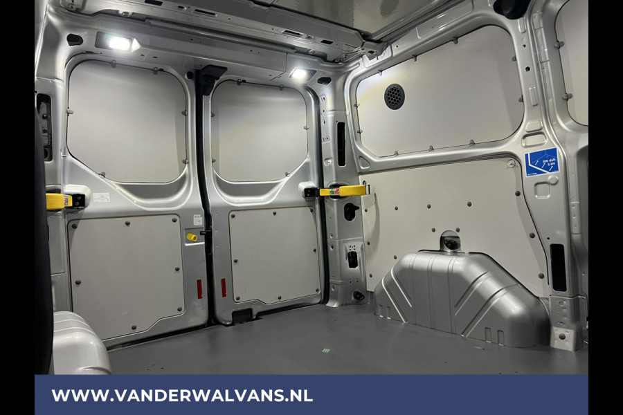 Ford Transit Custom 2.0 TDCI 130pk L1H1 Euro6 Airco | Camera | Navigatie | LED | Cruisecontrol Parkeersensoren, Stoelverwarming, Verwarmde voorruit, Bijrijdersbank, 2500kg trekvermogen