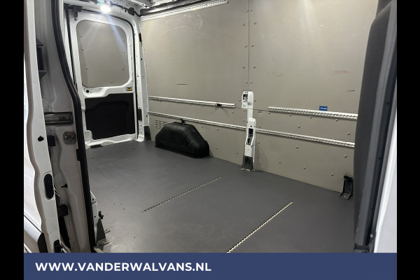 Ford Transit 2.0 TDCI 130pk L3H2 Euro6 Airco | Camera | Navigatie | Apple Carplay | Android Auto Cruisecontrol, Stoelverwarming, Parkeersensoren, Verwarmde voorruit, Bijrijdersbank