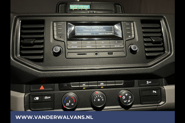 Volkswagen Crafter 2.0 TDI 141pk L4H3 L3H2 Euro6 ** Airco | 3000kg trekhaak | Cruisecontrol | Parkeersensoren Bijrijdersbank