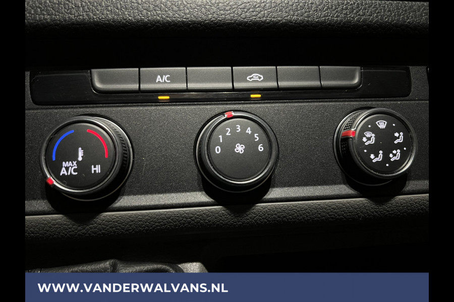 Volkswagen Crafter 2.0 TDI 141pk L4H3 L3H2 Euro6 ** Airco | 3000kg trekhaak | Cruisecontrol | Parkeersensoren Bijrijdersbank