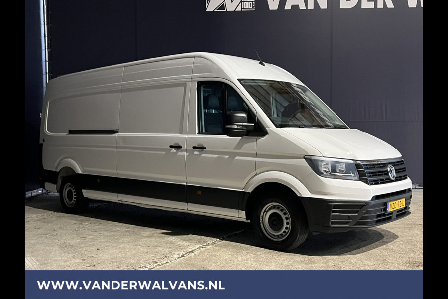 Volkswagen Crafter 2.0 TDI 141pk L4H3 L3H2 Euro6 ** Airco | 3000kg trekhaak | Cruisecontrol | Parkeersensoren Bijrijdersbank