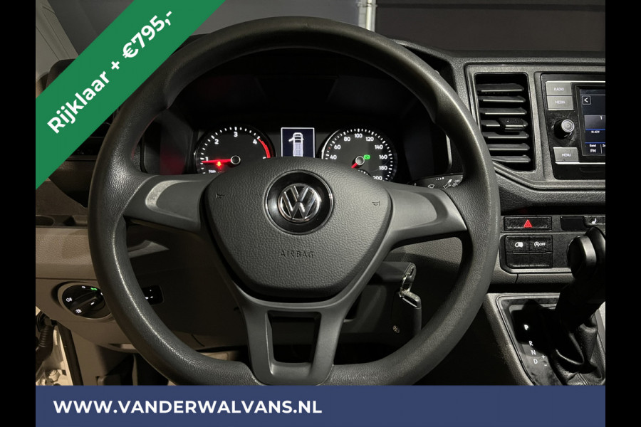 Volkswagen Crafter 2.0 TDI 140 pk Automaat L4H3 L3H2 RIJKLAAR Euro6 Airco | Camera | Apple Carplay Android Auto, Chauffeursstoel, Stoelverwarming, 3000kg Trekhaak