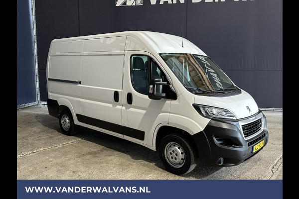 Peugeot Boxer 2.2 BlueHDi 140pk L2H2 Euro6 Airco | Camera | Navigatie | 2500kg Trekhaak Cruisecontrol, Parkeersensoren, Bijrijdersbank