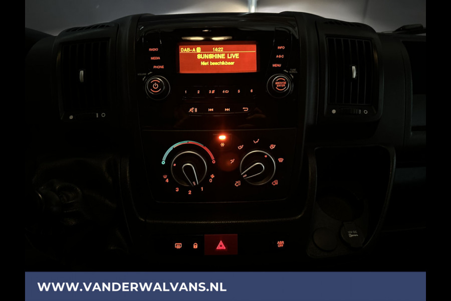 Peugeot Boxer 2.2 BlueHDi 120pk L2H2 Euro6 # Airco | Parkeersensoren Bijrijdersbank
