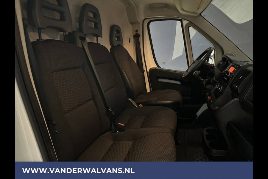 Peugeot Boxer 2.2 BlueHDi 120pk L2H2 Euro6 # Airco | Parkeersensoren Bijrijdersbank