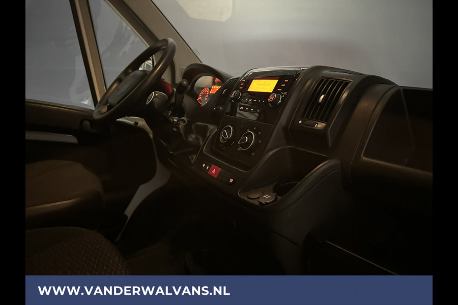 Peugeot Boxer 2.2 BlueHDi 120pk L2H2 Euro6 # Airco | Parkeersensoren Bijrijdersbank