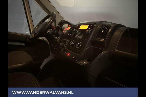 Peugeot Boxer 2.2 BlueHDi 120pk L2H2 Euro6 # Airco | Parkeersensoren Bijrijdersbank