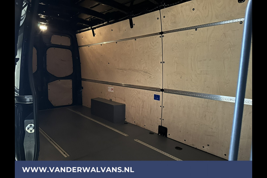 Mercedes-Benz Sprinter 317 CDI 170 pk L3H2 Euro6 # Airco | Camera | MBUX | Chauffeursstoel | Stoelverwarming | Apple carplay, Android auto, cruisecontrol, bijrijdersbank