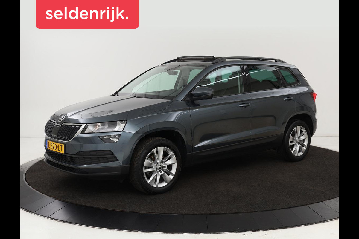 Škoda Karoq 1.0 TSI Business Edition | Panoramadak | Stoelverwarming | Trekhaak | Carplay | Navigatie | Climate control | Parkeerhulp | Cruise control Škoda Karoq 1.0 TSI Business Edition | Panoramadak | Stoelverwarming | Trekhaak | Carplay | Navigatie | Climate control | Parkeerhulp | Cruise control