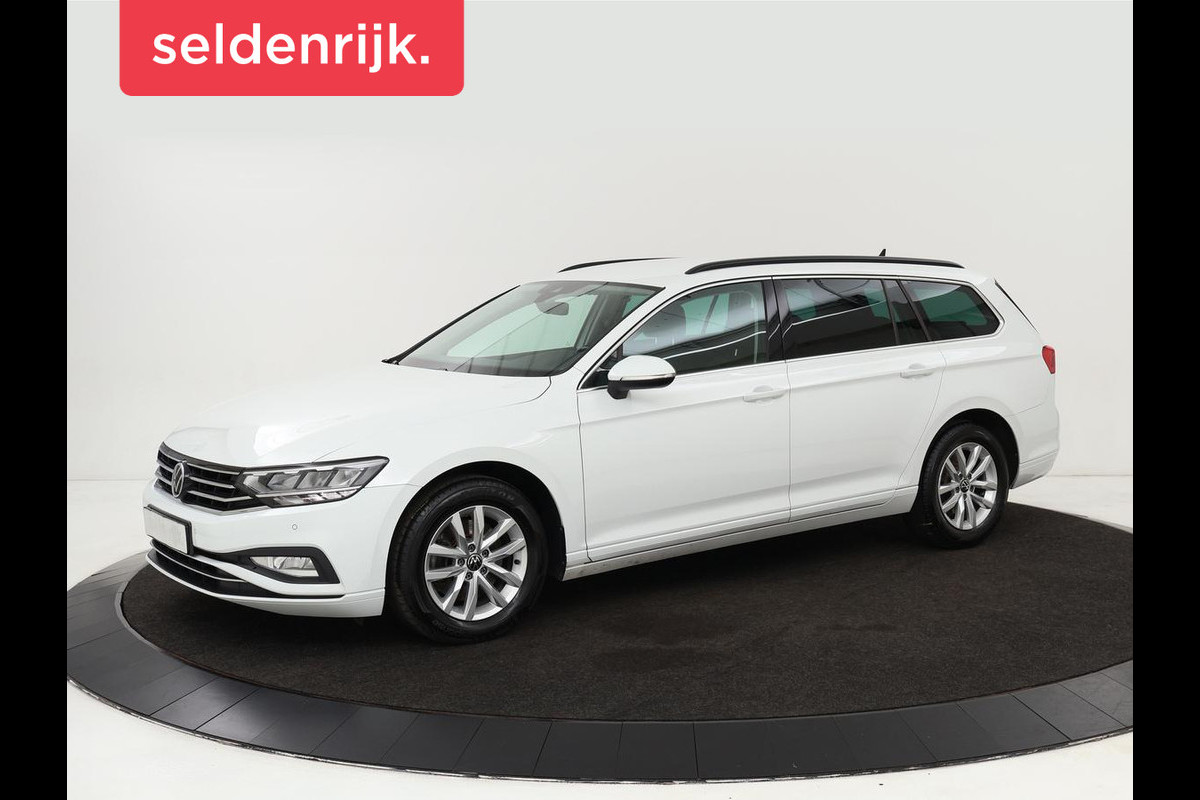 Volkswagen Passat 2.0 TDI Comfort Business | Stoelverwarming | Camera | Adaptive cruise | Carplay | Massage | Navigatie | Full LED | Parkeerhulp Volkswagen Passat 2.0 TDI Comfort Business | Stoelverwarming | Camera | Adaptive cruise | Carplay | Massage | Navigatie | Full LED | Parkeerhulp