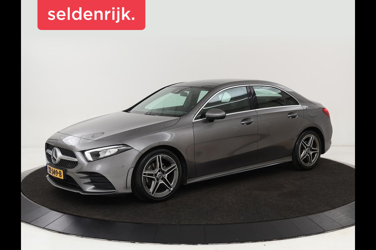 Mercedes-Benz A-Klasse 180d AMG | 36.600km NAP | Panoramadak | Stoelverwarming | Carplay | Camera | Full LED | Navigatie | Leder/Alcantara | Widescreen Mercedes-Benz A-Klasse 180d AMG | 36.600km NAP | Panoramadak | Stoelverwarming | Carplay | Camera | Full LED | Navigatie | Leder/Alcantara | Widescreen