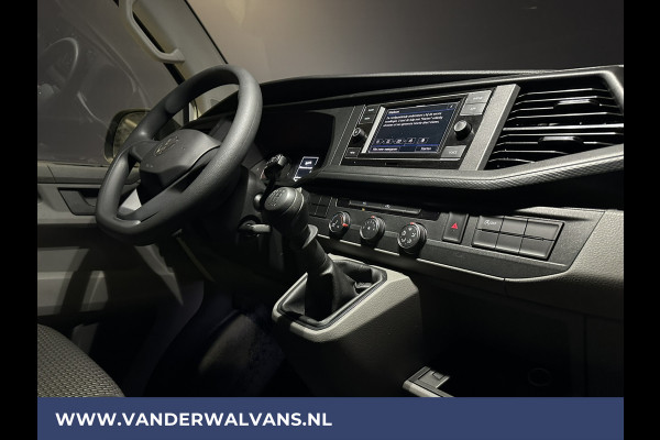 Volkswagen Transporter 2.0 TDI 150 pk L2H1 Euro6 # Airco | Trekhaak | Cruisecontrol | Apple Carplay | PDC Parkeersensoren, Android Auto