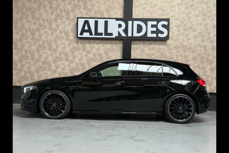 Mercedes-Benz A-Klasse 200 d Amg pakket l Night pakket l Sfeer verlichting l Camera l 19 Inch