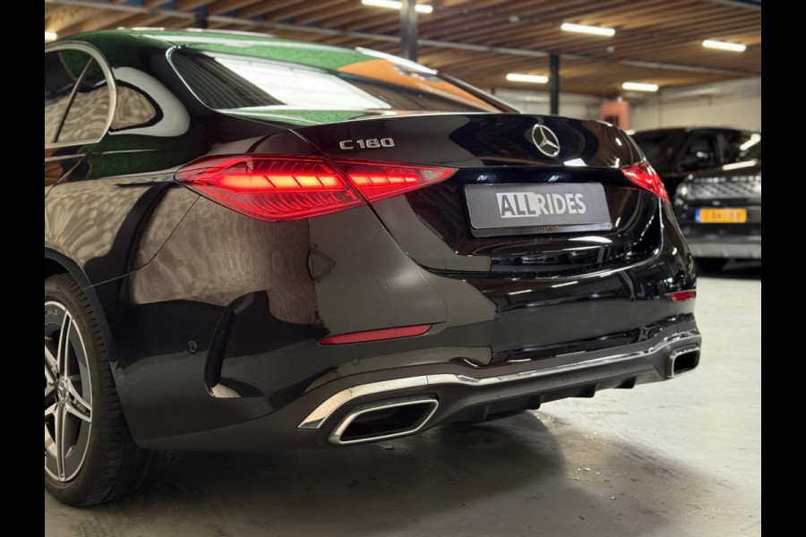 Mercedes-Benz C-Klasse 180 AMG Line | Sfeerverlichting | Stoelverwarming | Camera | Cruise control