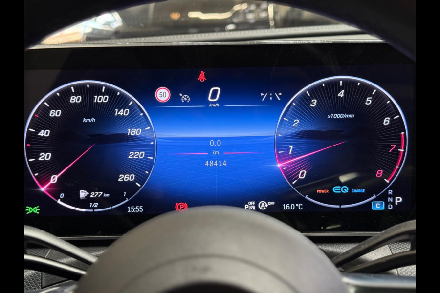 Mercedes-Benz C-Klasse 180 AMG Line | Sfeerverlichting | Stoelverwarming | Camera | Cruise control