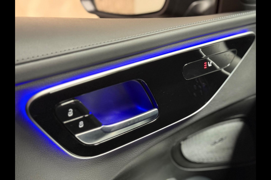 Mercedes-Benz C-Klasse 180 AMG Line | Sfeerverlichting | Stoelverwarming | Camera | Cruise control