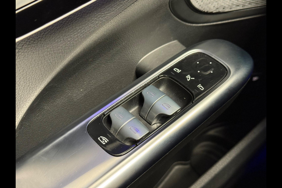 Mercedes-Benz C-Klasse 180 AMG Line | Sfeerverlichting | Stoelverwarming | Camera | Cruise control