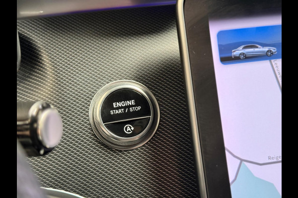 Mercedes-Benz C-Klasse 180 AMG Line | Sfeerverlichting | Stoelverwarming | Camera | Cruise control