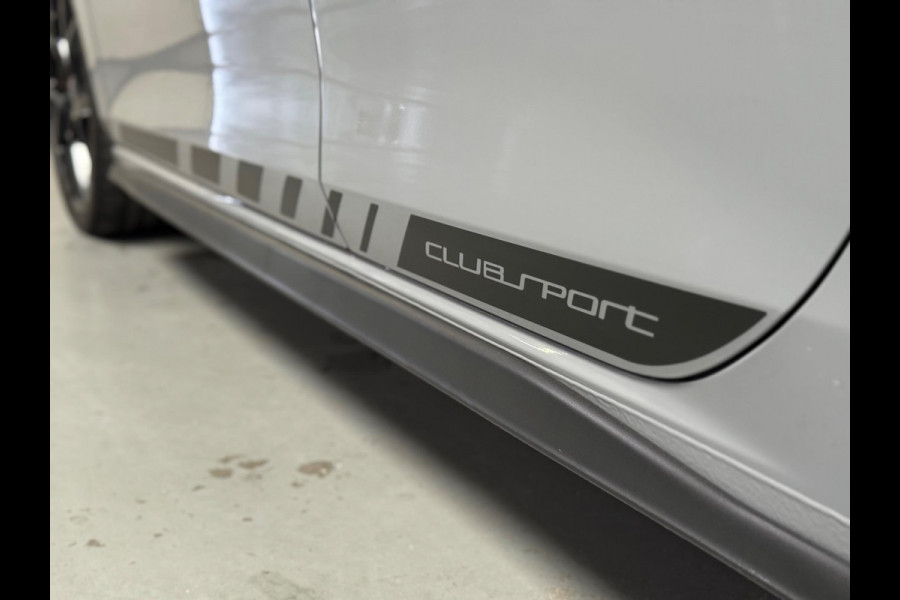 Volkswagen Golf 2.0 TSI GTI Clubsport | Pano | Nardo | Keyless | Side assist | IQ Light