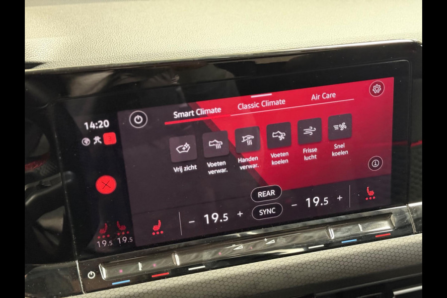 Volkswagen Golf 2.0 TSI GTI Clubsport | Pano | Nardo | Keyless | Side assist | IQ Light