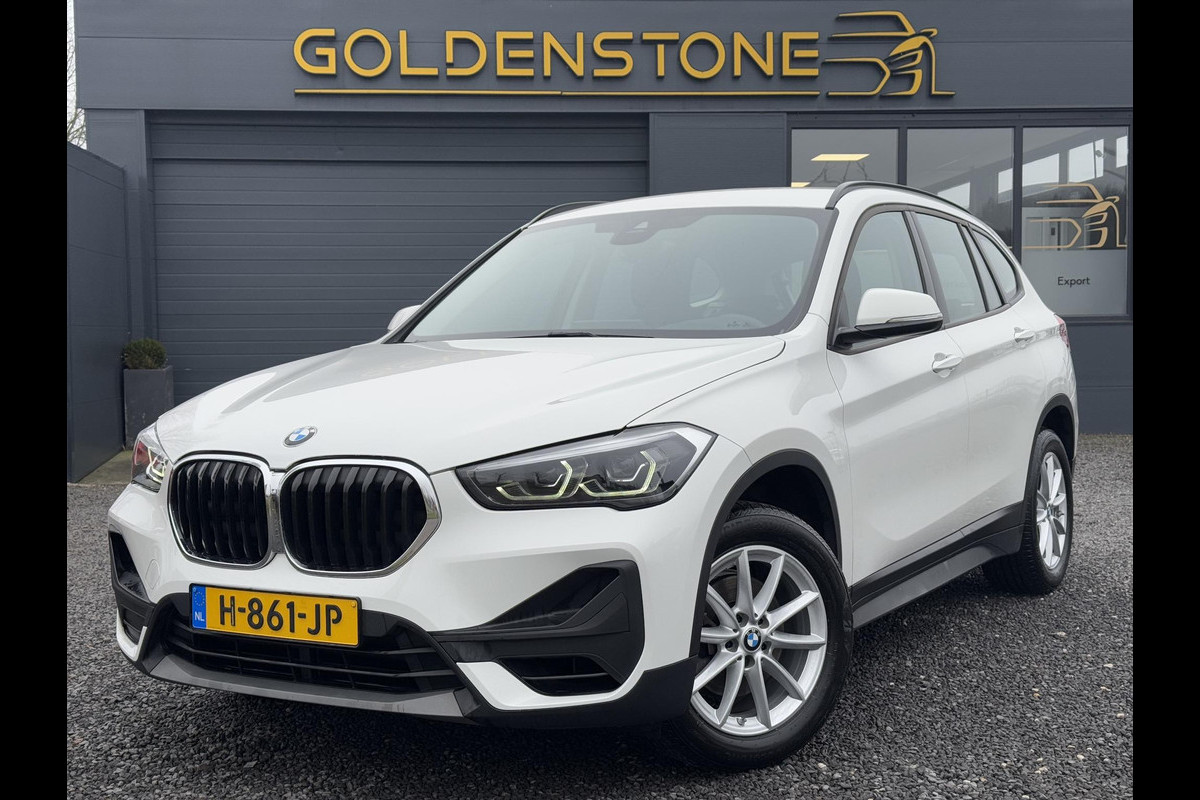 BMW X1 sDrive18i Executive Edition 2e Eigenaar,Navi,Clima,Cruise,PDC,Trekhaak,Head Up Display,Weinig KM,Dealer Onderhouden,N.A.P,APK tot 11-2025 BMW X1 sDrive18i Executive Edition 2e Eigenaar,Navi,Clima,Cruise,PDC,Trekhaak,Head Up Display,Weinig KM,Dealer Onderhouden,N.A.P,APK tot 11-2025