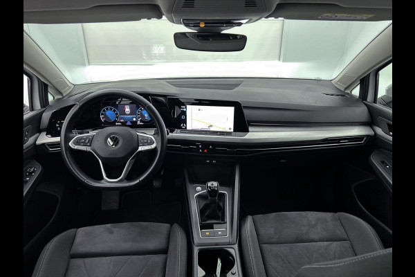 Volkswagen GOLF Variant 1.0 TSI Life Business (NAVIGATIE, STOEL-/STUURVERWARMING, CAMERA, MASSAGESTOELEN, 1e EIGENAAR)