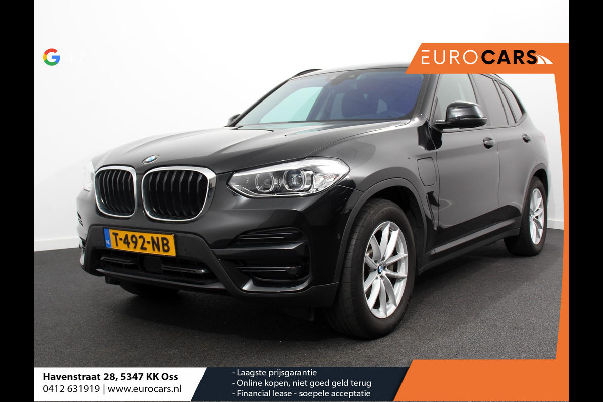 BMW X3 xDrive30e Plug in Hybride Advantage Automaat Navigatie Climate Control Adaptive Cruise Control Head up display Led Dab Parkeer sensoren V+A Stoelverwarming Camera BMW X3 xDrive30e Plug in Hybride Advantage Automaat Navigatie Climate Control Adaptive Cruise Control Head up display Led Dab Parkeer sensoren V+A Stoelverwarming Camera
