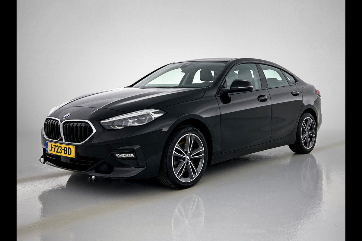BMW 2 Serie Gran Coupé 218i Executive Edition Automaat (NAVI, SPORTSTOELEN, CARPLAY, PDC, LEDER, 1e EIGENAAR, DEALER ONDERHOUDEN) BMW 2 Serie Gran Coupé 218i Executive Edition Automaat (NAVI, SPORTSTOELEN, CARPLAY, PDC, LEDER, 1e EIGENAAR, DEALER ONDERHOUDEN)