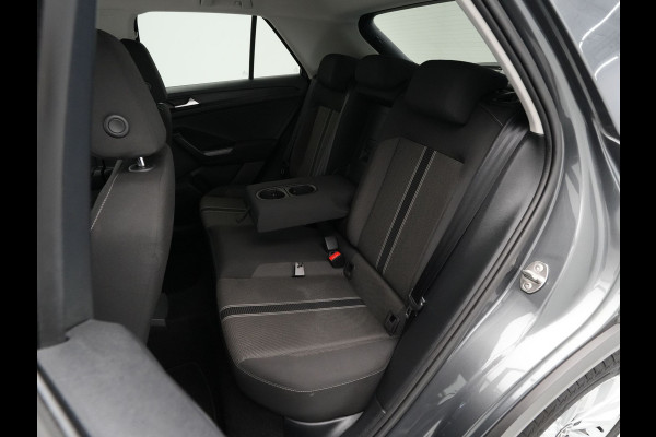 Volkswagen T-Roc 1.0 TSI 110pk Style Navigatie Pdc Acc Lm Velgen 217