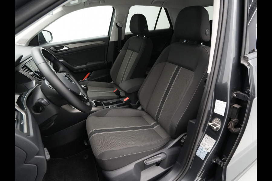 Volkswagen T-Roc 1.0 TSI 110pk Style Navigatie Pdc Acc Lm Velgen 217