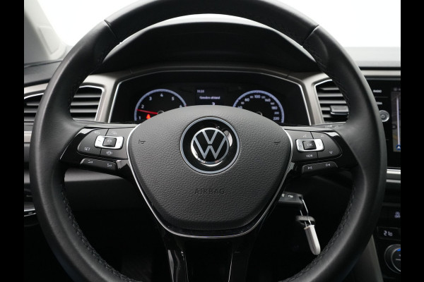 Volkswagen T-Roc 1.0 TSI 110pk Style Navigatie Pdc Acc Lm Velgen 217
