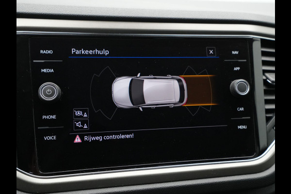 Volkswagen T-Roc 1.0 TSI 110pk Style Navigatie Pdc Acc Lm Velgen 217