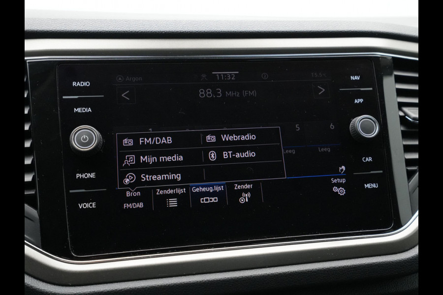 Volkswagen T-Roc 1.0 TSI 110pk Style Navigatie Pdc Acc Lm Velgen 217