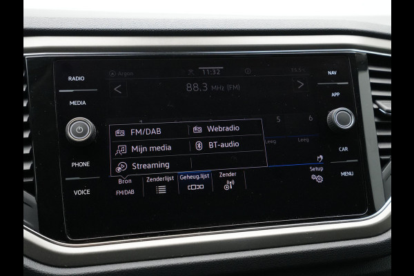 Volkswagen T-Roc 1.0 TSI 110pk Style Navigatie Pdc Acc Lm Velgen 217