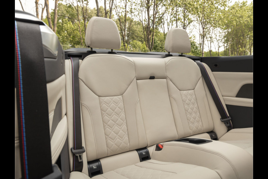 BMW 4 Serie Cabrio M440i xDrive - Individual Leder - Stoelventilatie - Standkachel