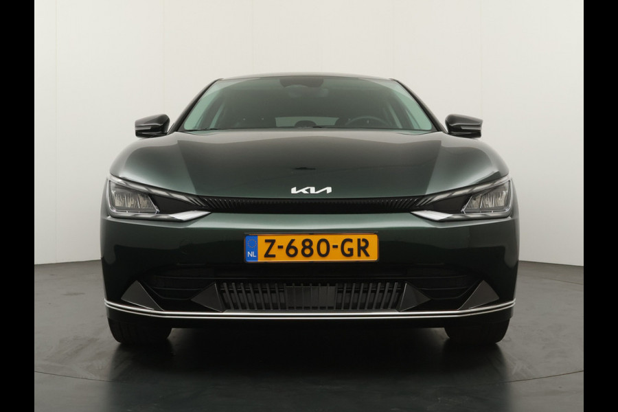 Kia Ev6 Plus 77.4 kWh Apple Carplay/ Android Auto - Cruise Control Adaptief - Dodehoekdetectie - Navigatie - Stoel/Stuurverwarming - Fabrieksgarantie tot 04-2031