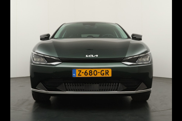 Kia Ev6 Plus 77.4 kWh Apple Carplay/ Android Auto - Cruise Control Adaptief - Dodehoekdetectie - Navigatie - Stoel/Stuurverwarming - Fabrieksgarantie tot 04-2031
