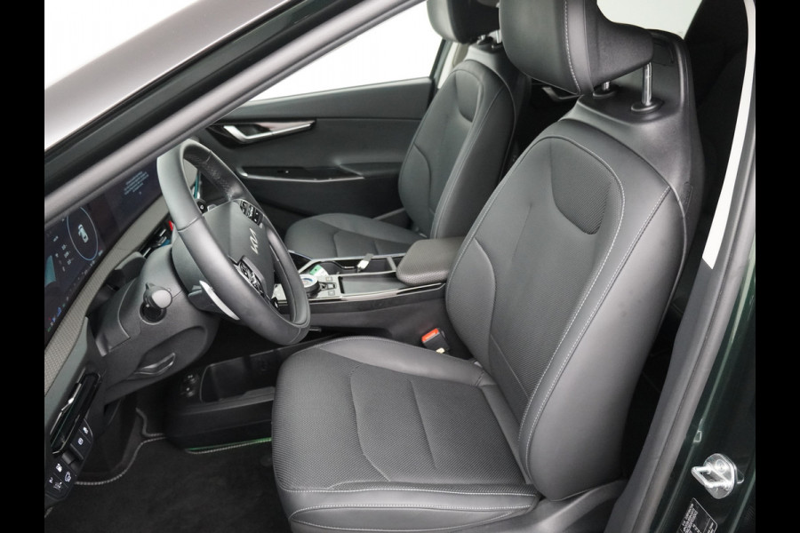 Kia Ev6 Plus 77.4 kWh Apple Carplay/ Android Auto - Cruise Control Adaptief - Dodehoekdetectie - Navigatie - Stoel/Stuurverwarming - Fabrieksgarantie tot 04-2031